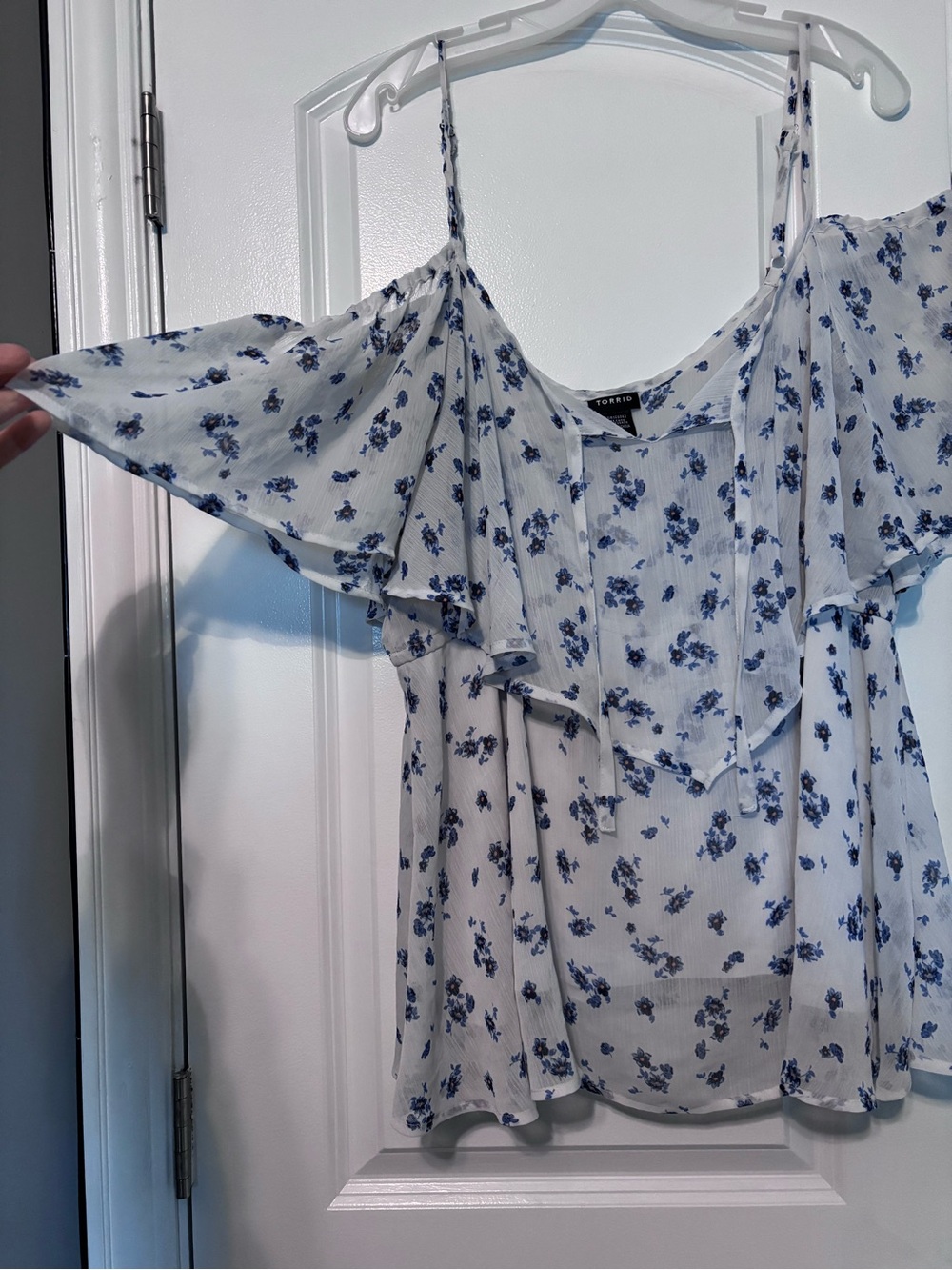 Torrid White & Blue Floral Off-Shoulder Ruffle Top Size 3X
